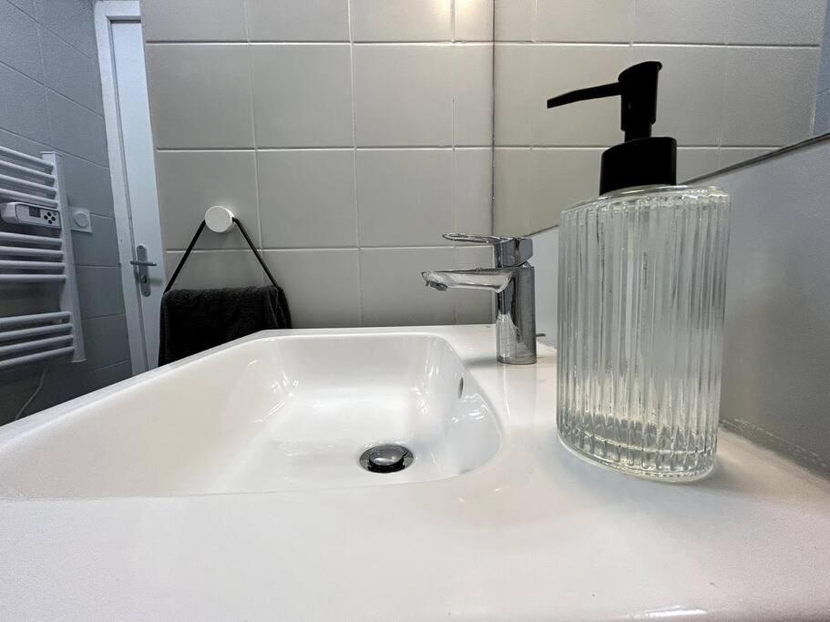 Logement Neuf - Proximite Centre Bourges Exteriör bild