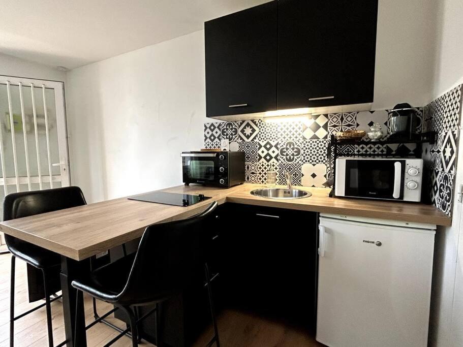 Logement Neuf - Proximite Centre Bourges Exteriör bild